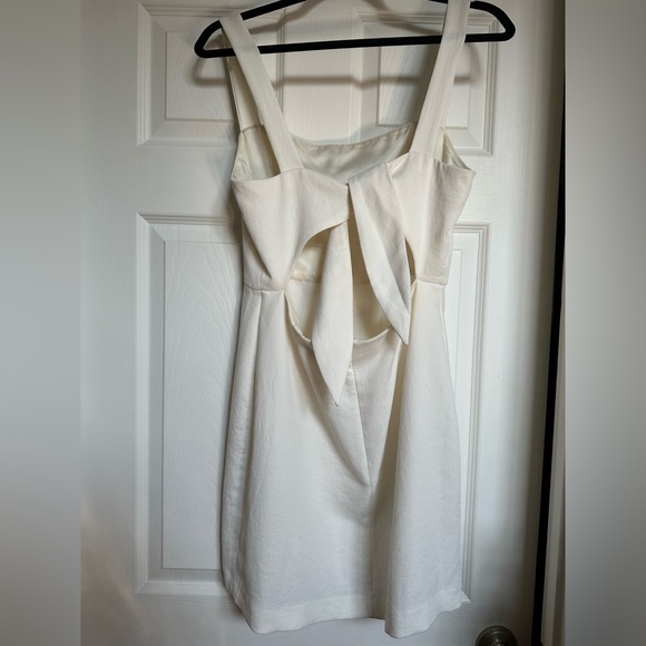Aritzia Aperture Tie Back Dress / Bridal Shower Dress / Bachelorette Dress - Picture 4 of 4
